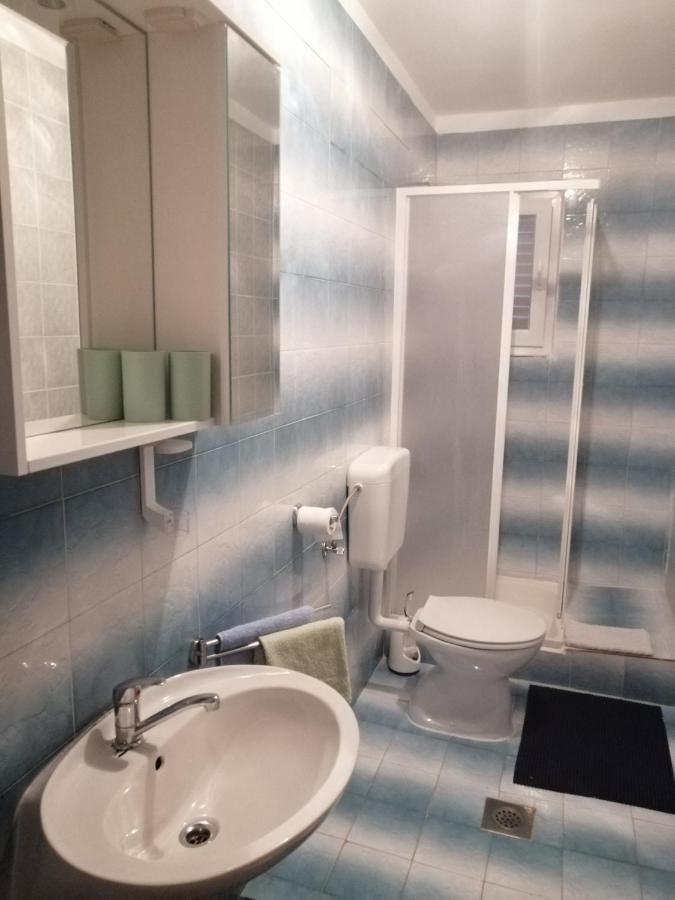 Smjestajni Objekt Padovan Banjol Bagian luar foto