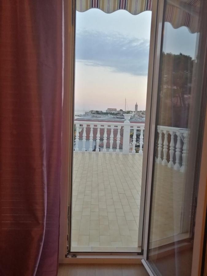 Smjestajni Objekt Padovan Banjol Bagian luar foto